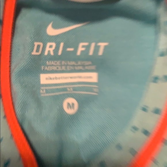 Nike Dry-Fit Quarter Zip - Picture 4 of 4